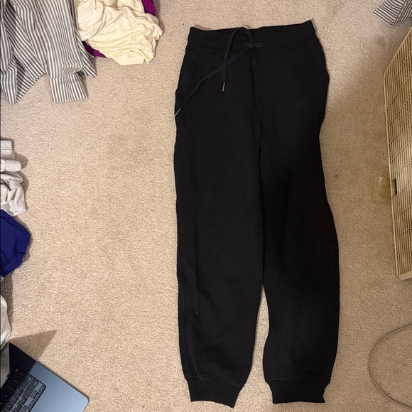 lululemon athletica black scuba half zip and scuba joggers Set - Picture 3 of 5